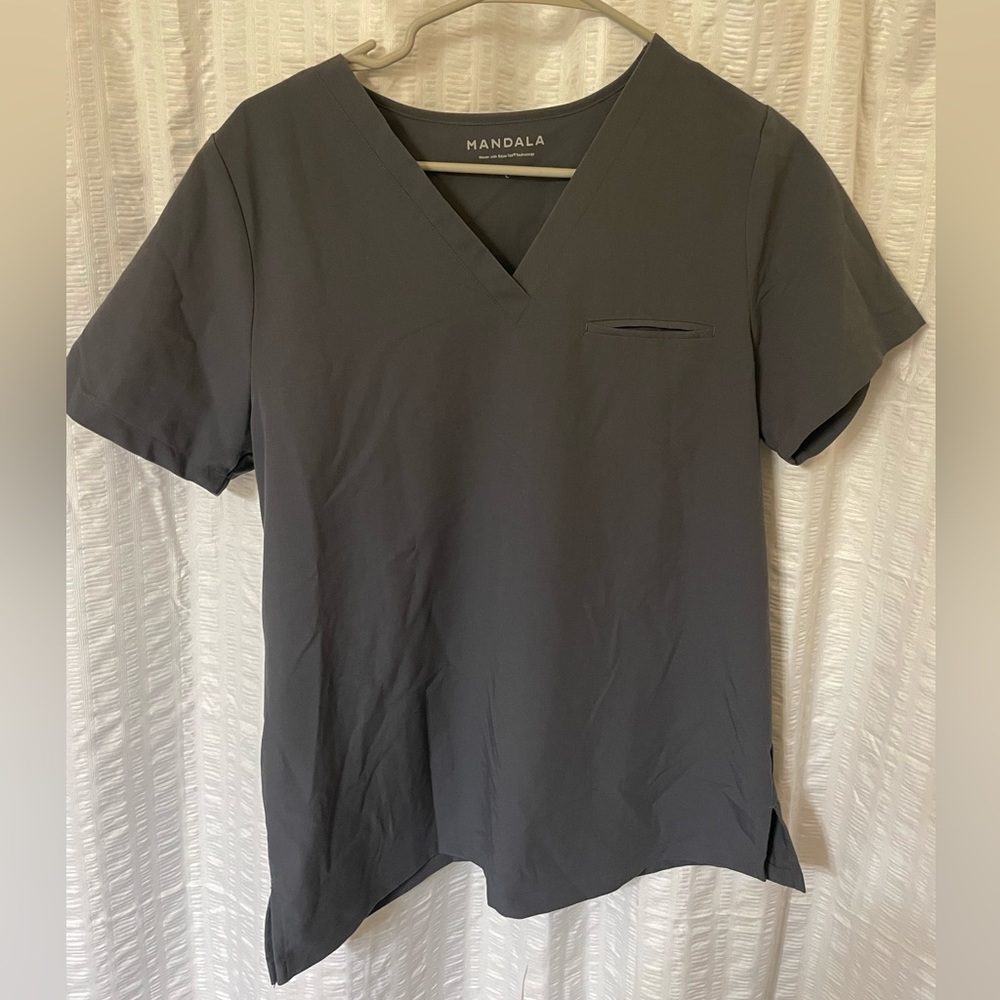 Mandala Scrubs Women’s 1 Pocket Top